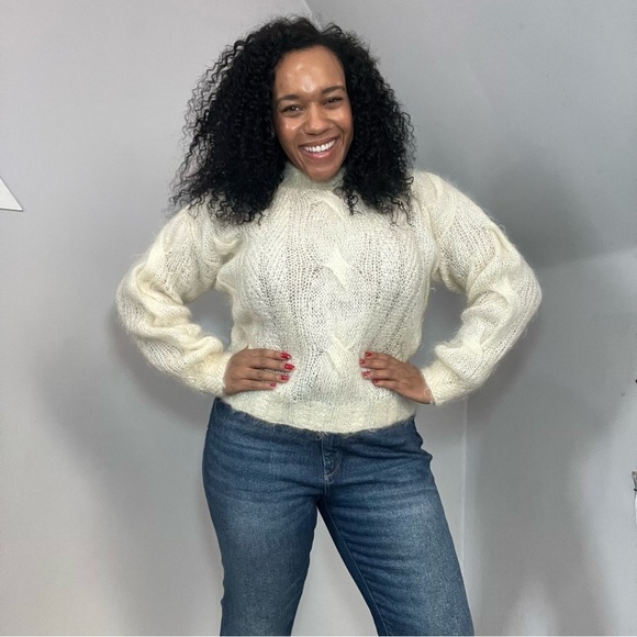 Vintage Talbot Mohair Cozy Fuzzy White Sweater Knit Boho Ski Cabin Mockneck Boho - Picture 4 of 14